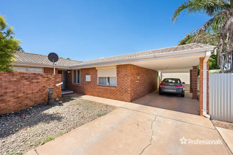 2/2 Jones Place, Boulder WA 6432
