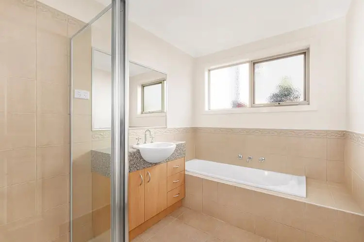 Fifth view of Homely house listing, 3 Hollyhock Walk, South Morang VIC 3752