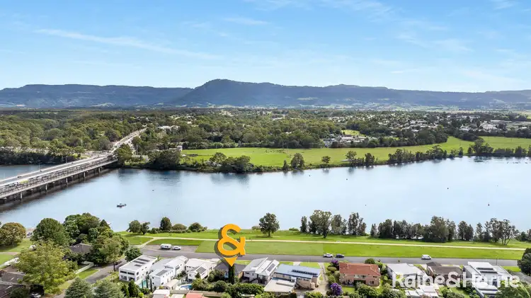 8 Riverview Road, Nowra NSW 2541