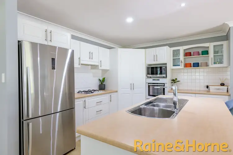 Fifth view of Homely house listing, 10 Peel Place, Dubbo NSW 2830
