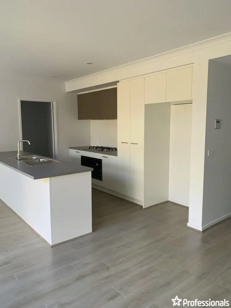 Fifth view of Homely house listing, 3 Selhurst Grove, Wyndham Vale VIC 3024