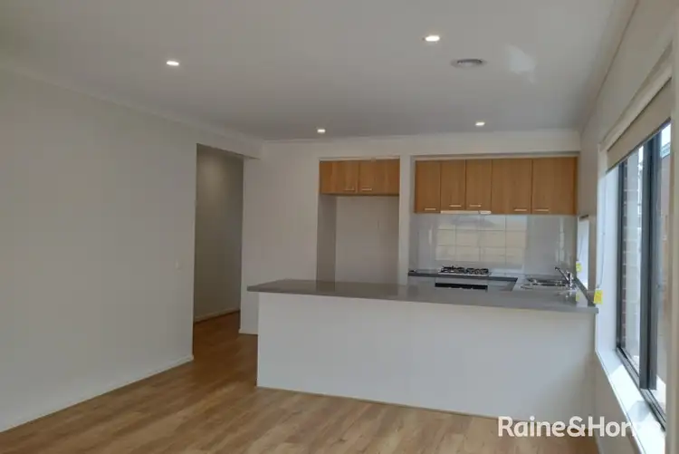 Second view of Homely house listing, 5 Homebush Esplanade, Fraser Rise VIC 3336