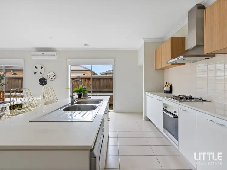 Second view of Homely house listing, 11 Overland Chase, Werribee VIC 3030