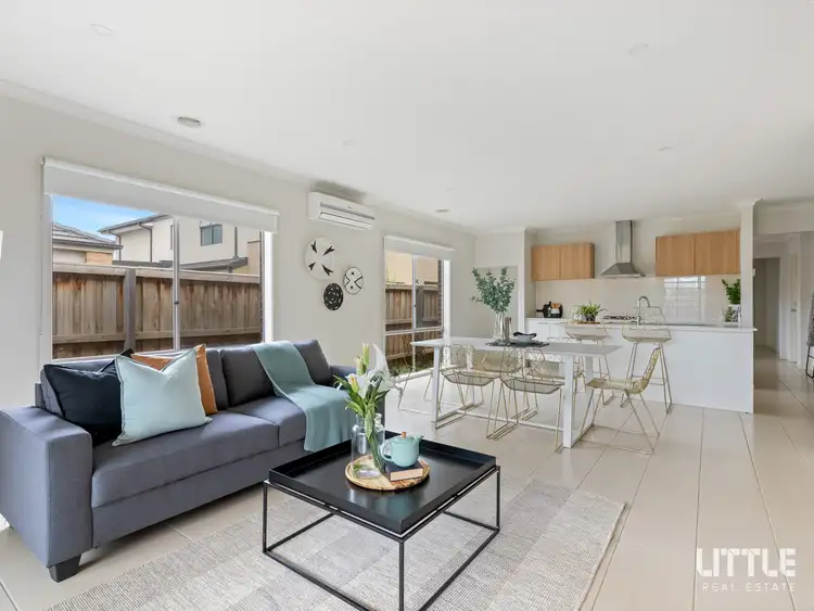 Fourth view of Homely house listing, 11 Overland Chase, Werribee VIC 3030