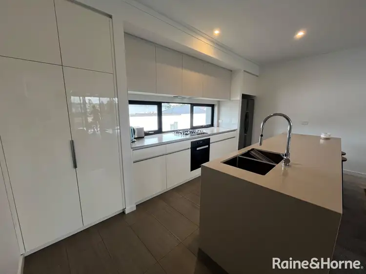 Fifth view of Homely house listing, 20 King Drive, Hillside VIC 3037