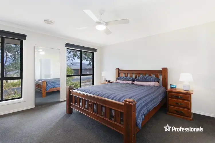 Second view of Homely house listing, 4 Wade Street, Hamilton VIC 3300