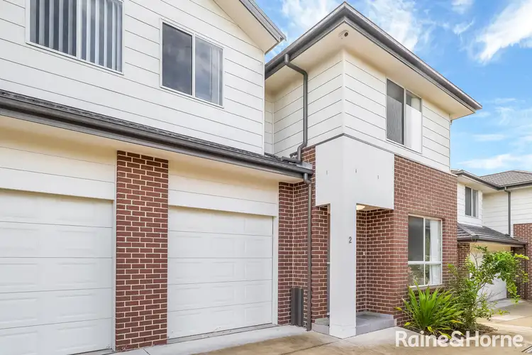 2/22 Canberra Street, Oxley Park NSW 2760