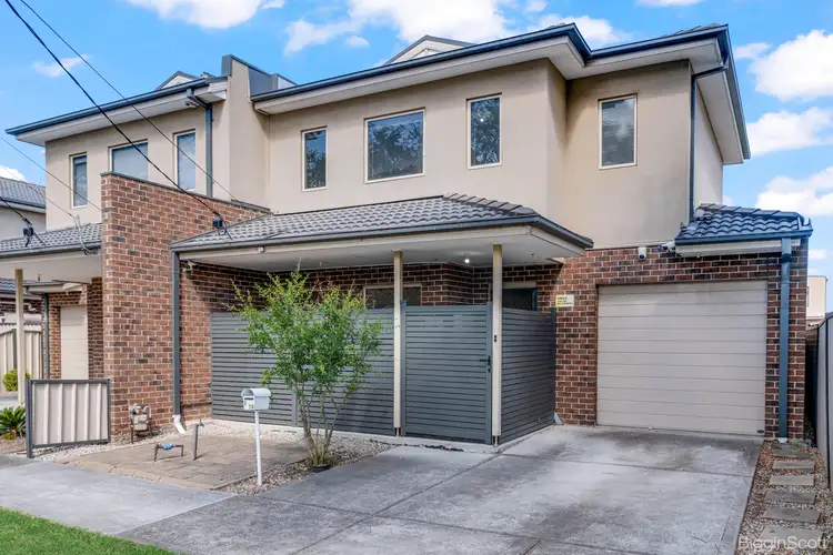 2/1a Janson Street, Maidstone VIC 3012
