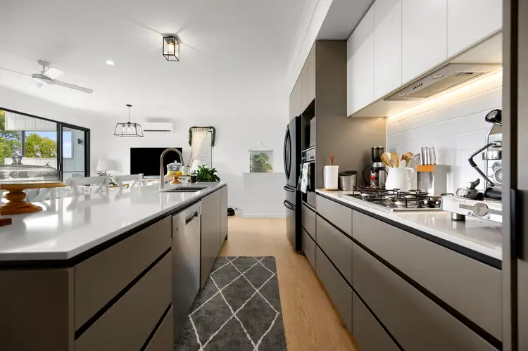 11/18 Foreshore Street, Coomera QLD 4209