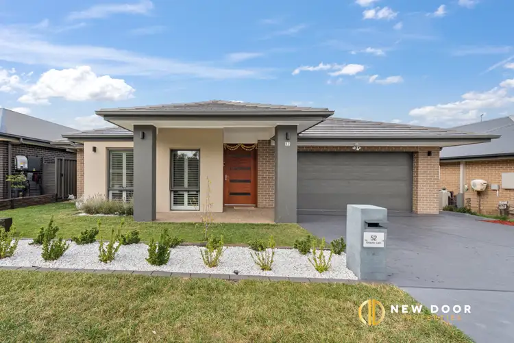 Main view of Homely house listing, 52 Erskine Loop, Googong NSW 2620
