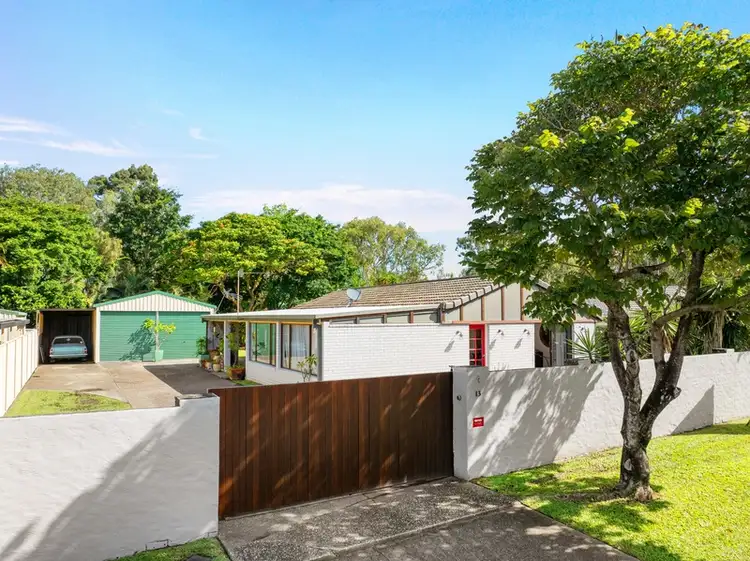 13 Bushtree Court