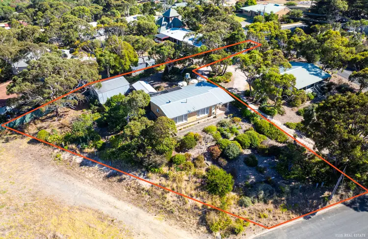 3 Edzell Road, Victor Harbor SA 5211