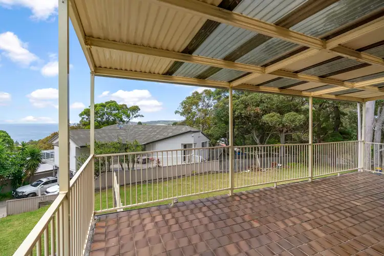 1/8 Munyana Street, Copacabana NSW 2251