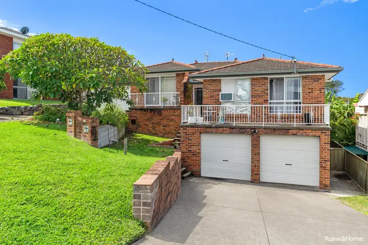 1 Aylward Street, Belmont NSW 2280