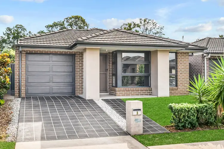 3 Donovan Circuit, Ropes Crossing NSW 2760
