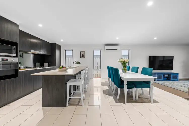 Second view of Homely house listing, 8 Murdoch Court, Pimpama QLD 4209