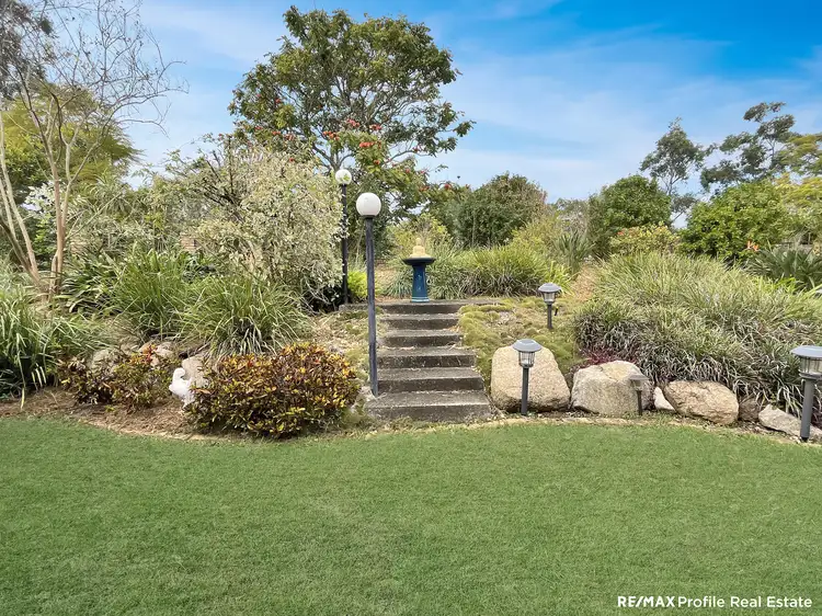 1 Pinehurst Court, Karana Downs QLD 4306
