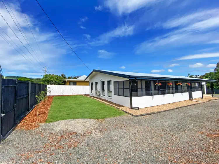 61 Hope Street, Cooktown QLD 4895