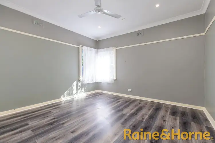 Fifth view of Homely house listing, 30 Allison Street, Dubbo NSW 2830