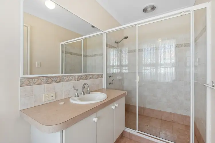 Fourth view of Homely house listing, 15 Kingsdene Mews, Landsdale WA 6065