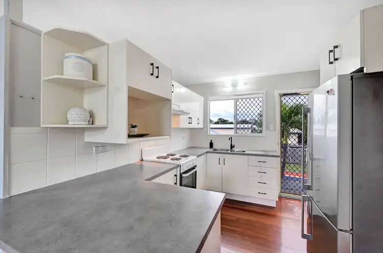 Fifth view of Homely house listing, 9 Mount Louisa Drive, Mount Louisa QLD 4814