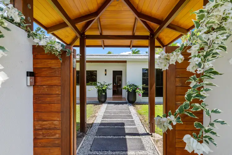51 Reef Street, Port Douglas QLD 4877