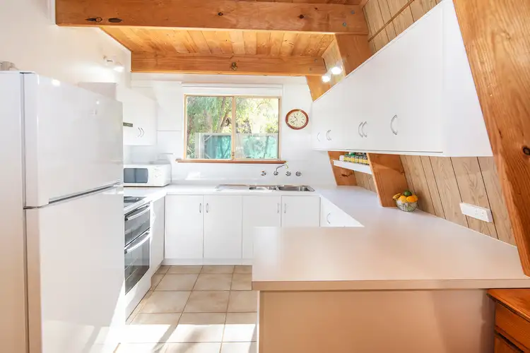 Fifth view of Homely house listing, 9 Fairlawn Place, Molloy Island WA 6290