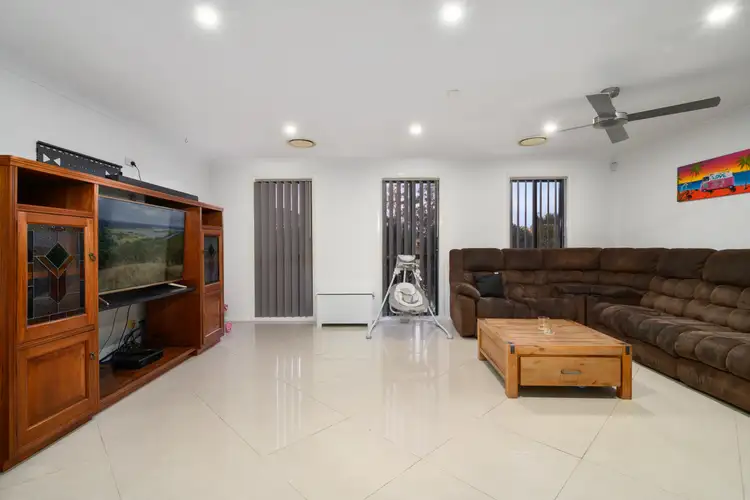 Third view of Homely house listing, 8 Walton Place, Minchinbury NSW 2770