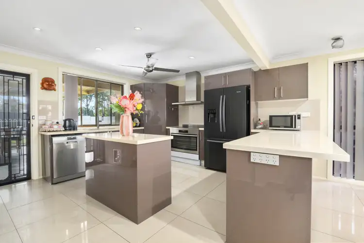 Sixth view of Homely house listing, 8 Walton Place, Minchinbury NSW 2770