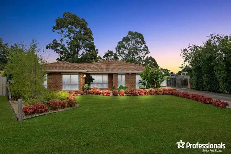 6 Anthony Court, Melton West VIC 3337