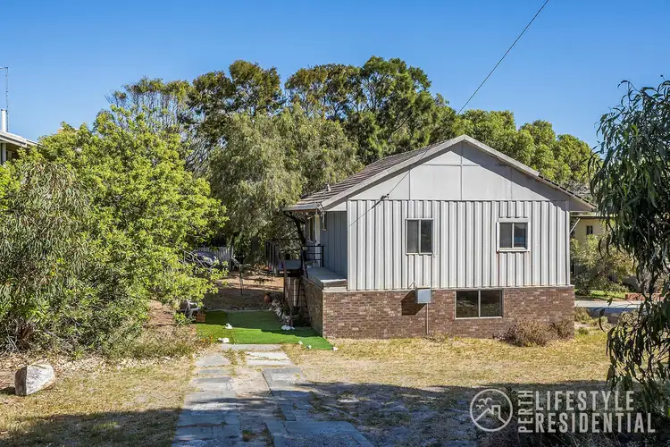 24 Mortimer Road, Guilderton WA 6041