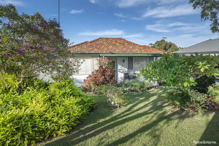 8 Stanley Street, Belmont NSW 2280