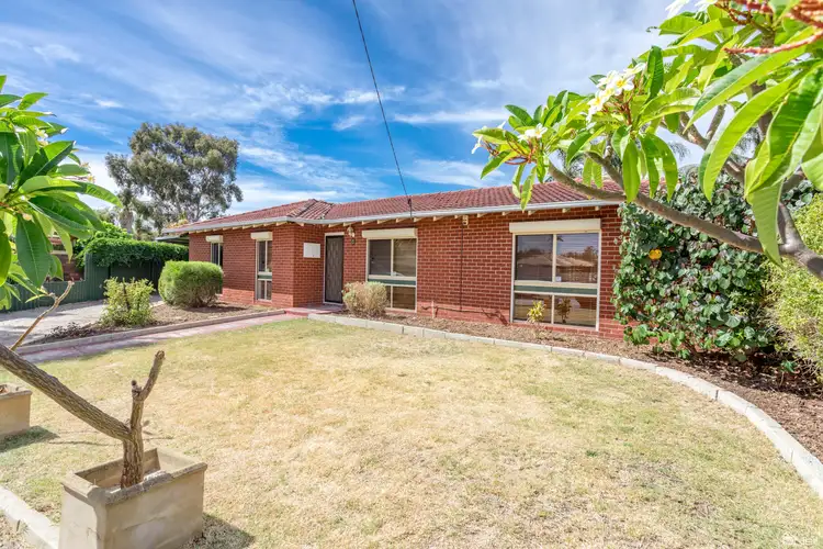 Second view of Homely house listing, 10 Taplow Court, Kelmscott WA 6111