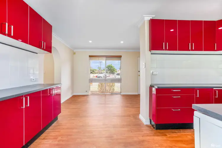 Fourth view of Homely house listing, 10 Taplow Court, Kelmscott WA 6111