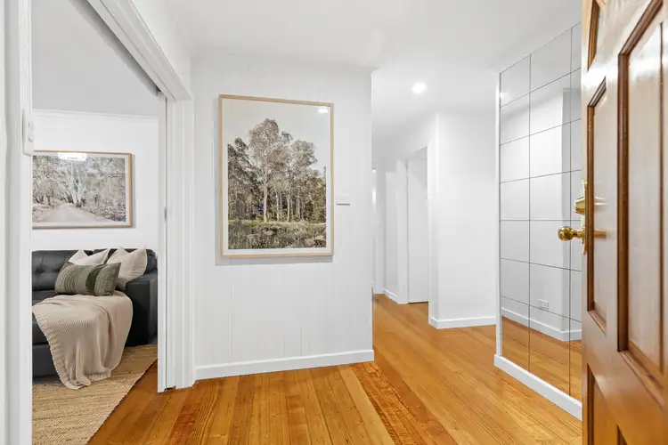 Second view of Homely house listing, 25 Gladesville Drive, Bentleigh East VIC 3165