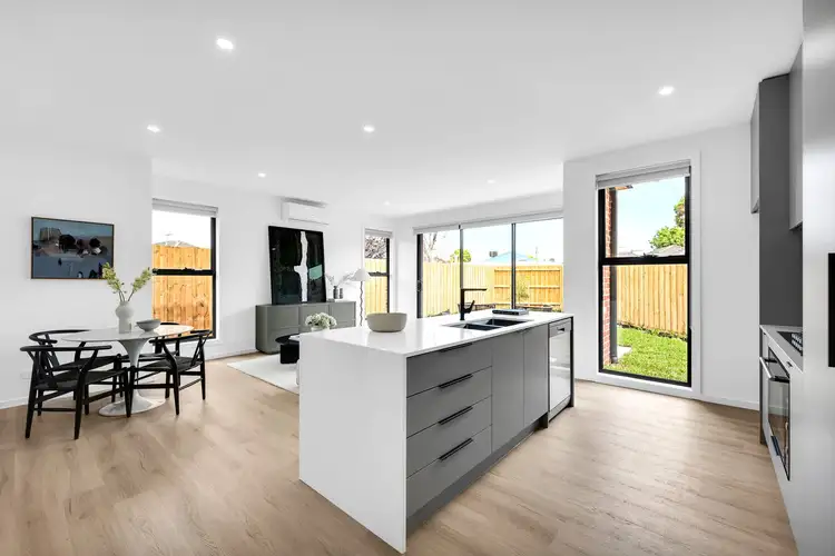 Sixth view of Homely townhouse listing, 2/115 Hickford Street, Reservoir VIC 3073