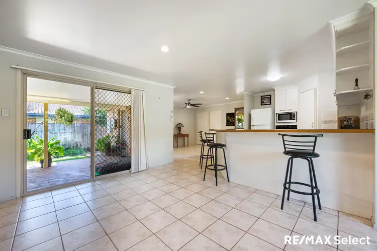 Sixth view of Homely house listing, 17 Sweeney Court,, Glenella QLD 4740