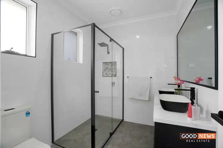 Fifth view of Homely house listing, 32 Leeward Drive, Tarneit VIC 3029