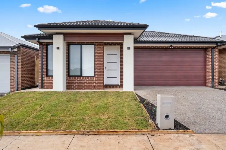 14 Camelon Avenue, Thornhill Park VIC 3335