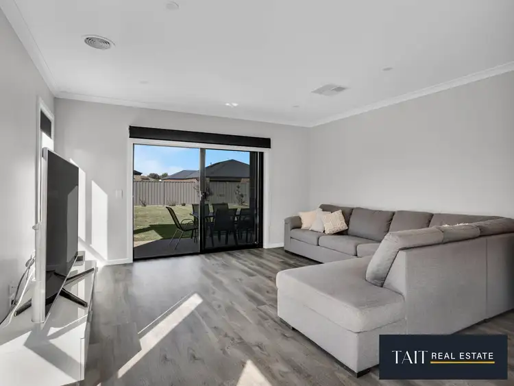 Sixth view of Homely house listing, 7 Magnolia Terrace, Wangaratta VIC 3677