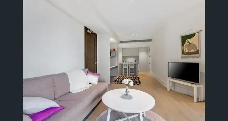 1 Almeida Cres