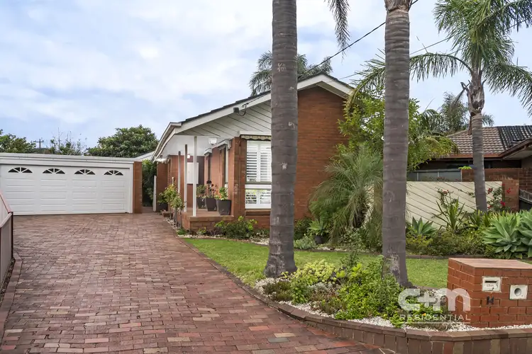 14 Streetly Close, Tullamarine VIC 3043