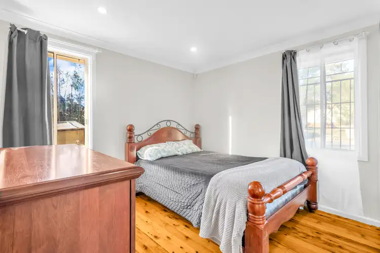 Sixth view of Homely house listing, 4 Feramin Avenue, Whalan NSW 2770