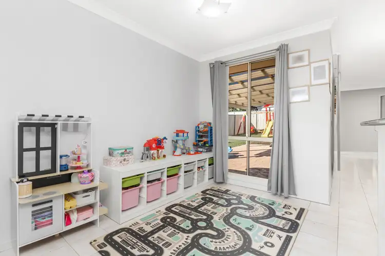 Fifth view of Homely house listing, 7 Osprey Place, Claremont Meadows NSW 2747
