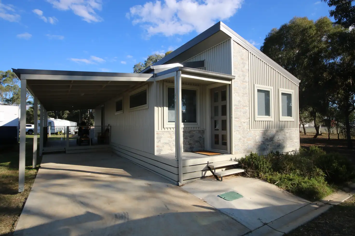 Main view of Homely villa listing, Cabin 70/2-20 Morton St, Rochester VIC 3561