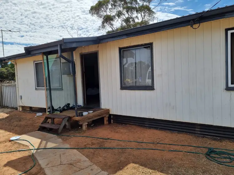 8 Mildura street, Norseman WA 6443