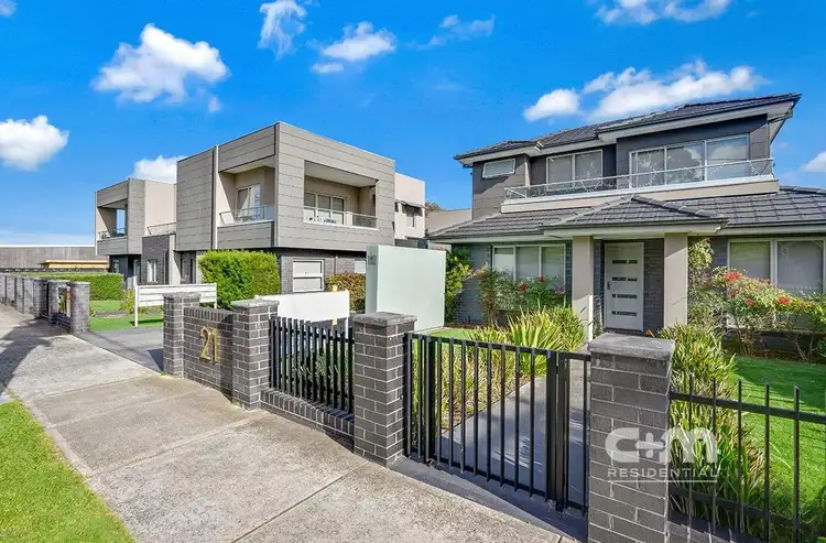 23/21 Station Road, Oak Park VIC 3046