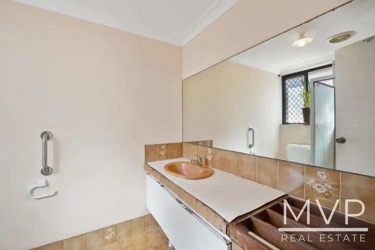 Seventh view of Homely house listing, 4 Wilsmore Grove, Kardinya WA 6163