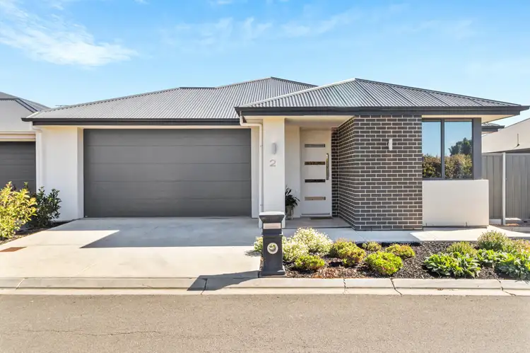 2 Walkers Lane, Mclaren Vale SA 5171