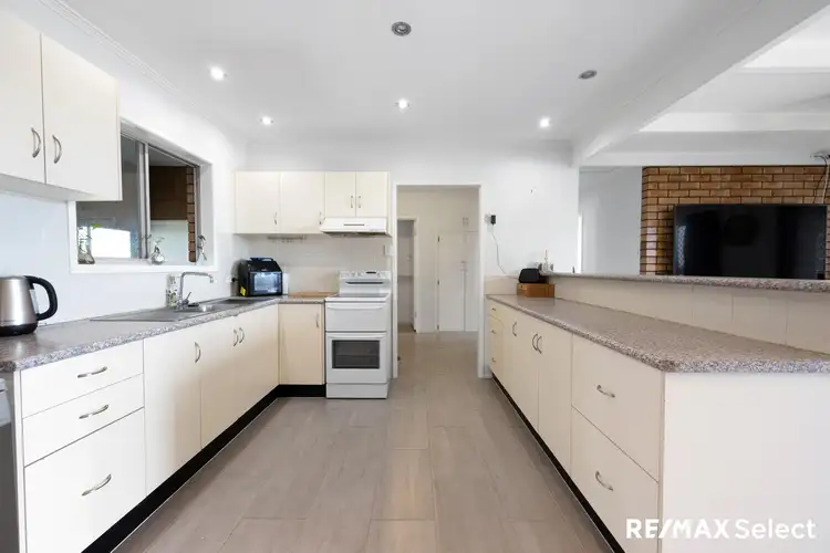 Fifth view of Homely house listing, 27 Beaconsfield Road, Beaconsfield QLD 4740